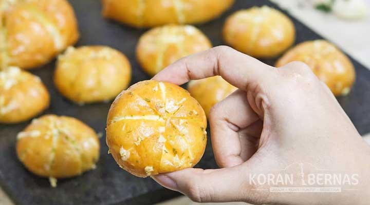 Nikmatnya Roti Korea Sekali Lahap