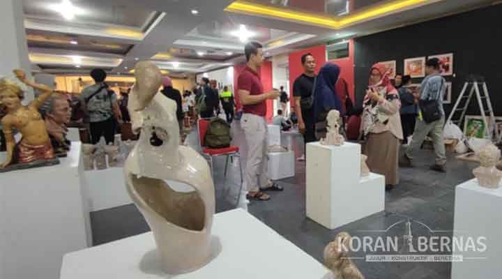 Guru SMK Seni dan Ekonomi Kreatif se-Indonesia Persembahkan Karya