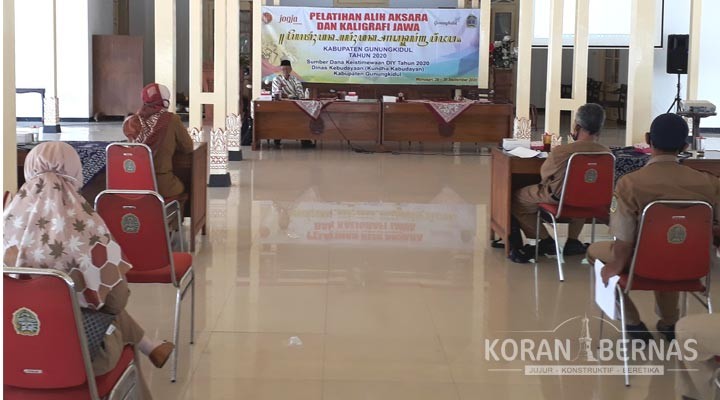 PNS Wajib Belajar Membaca dan Menulis Aksara Jawa