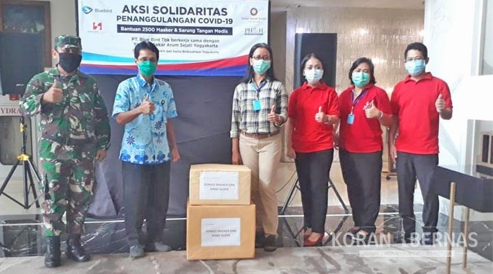Bantuan 2.500 Masker dan Sarung Tangan Medis untuk Rumah Sakit di Yogyakarta 