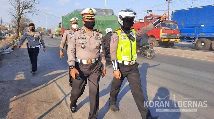 Jalur Semarang-Demak Macet Panjang, Dirlantas Sarankan Pemasangan Pipa Pertamina Malam Hari