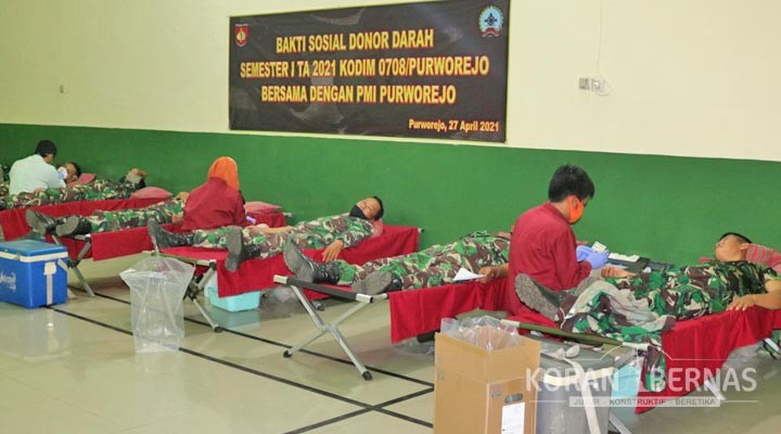 Prajurit Kodim 0708 Purworejo Donor Darah untuk Stok PMI selama Ramadan Hingga Lebaran