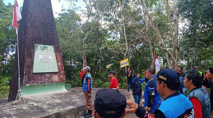 Gezeh Touring Community Upacara HUT RI di Monumen Perjuangan Jenderal Sudirman