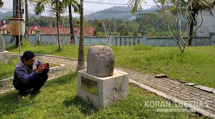 Batu Tertua di Jawa Tersimpan di Tempat Ini