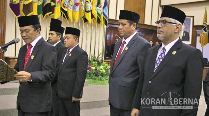 Lima Pimpinan DPRD Jateng Dilantik 