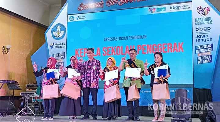 Kepala SMA Negeri 2 Klaten Raih Penghargaan dari BBGP Jawa Tengah