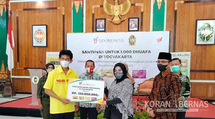 Sido Muncul Menyalurkan Rp 150 Juta untuk Duafa di Yogyakarta