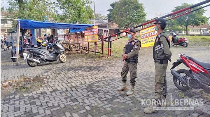 Dijaga Petugas Gabungan, Aktivitas Pasar Hewan di Klaten Tutup Total