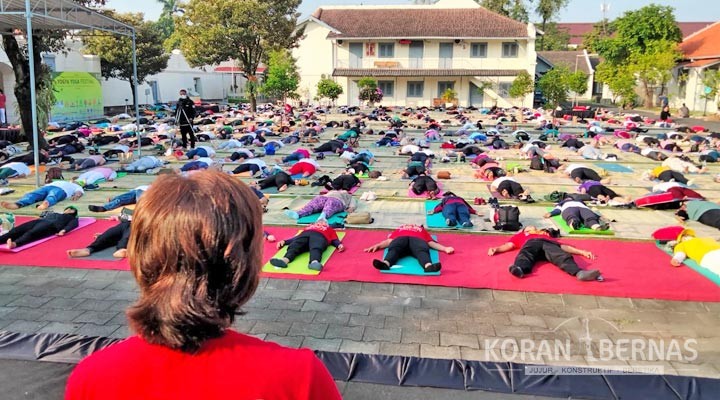 Ratusan Peserta Ramaikan Yogya Yoga Festival 