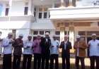 Khudhori Diantar Santri Kopiah Putih ke KPU DIY, Resmi Mendaftar Calon DPD RI