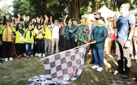   Pemkab Ajak 2.500 Pekerja Jalan Sehat Peringati Hari Buruh Internasional