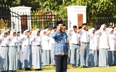 Anggaran Pendidikan Rp 1 Triliun, Untuk Gaji Rp 768 Miliar