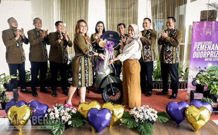 Warga Banyuasin Purworejo Meraih Doorprize Motor Listrik dari The Atrium Hotel and Resort