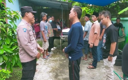 Pria Paruh Baya Ditemukan Meninggal di Kos