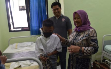Khitanan Masal Meriahkan Hari Jadi Sleman ke 107