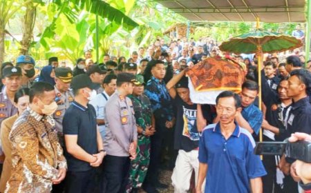 Pentas Musik Ricuh, Pemuda Tertembak Senapan Polisi