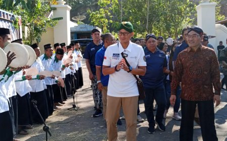 Datang Disambut Hadroh, Sandiaga Uno Terkesan Keindahan Desa Wisata Wukirsari