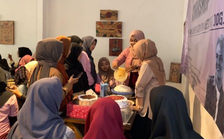 Srikandi Ganjar Gelar Pelatihan Membuat Kue Bareng Perempuan Milenial