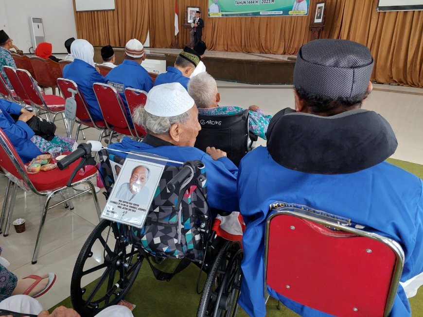Berusia 101 Tahun, Mad Supyan Berangkat Haji