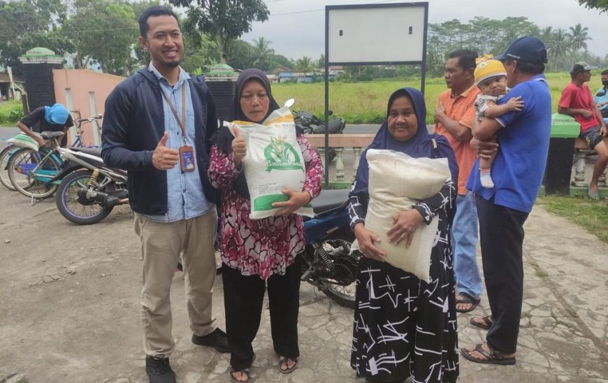 Tekan Laju Inflasi, Bulog Yogyakarta Menyalurkan Bantuan Pangan Tiga Bulan Sekaligus