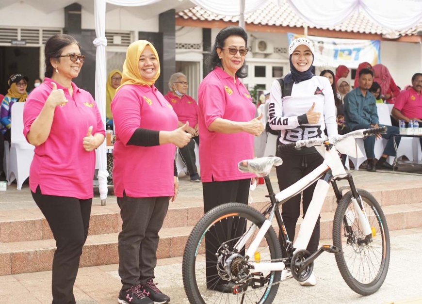 Hadiri HUT Perwosi DIY, Kustini Berkomitmen Memasyarakatkan Olahraga