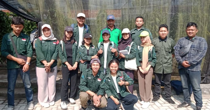 Mahasiswa Agroteknologi UMBY Praktik Komunikasi Pertanian di Kampung Wisata Bambu