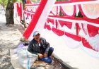 Sembilan Tahun Lukman Berdagang Ubo Rampe Peringatan Hari Kemerdekaan di Kebumen