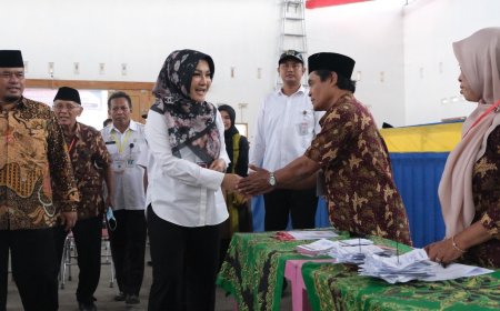 Pilkades Klaten Tahap Pertama Lancar, Bupati Meninjau Sejumlah TPS