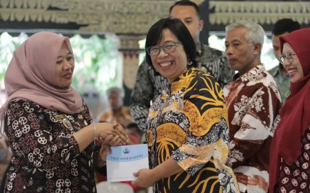 301 PNS Sleman Purnatugas Terima Tali Asih