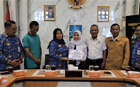 Siswi SMPN 4 Depok Raih Medali Emas Kejuaraan Catur Yunior ASEAN