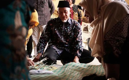 Serap Aspirasi, Sri Purnomo Temui Perajin Mendong Minggir