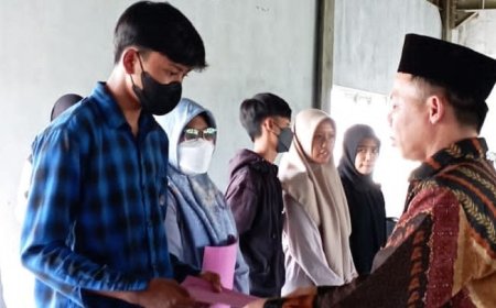 SMK Kesehatan Nuzula Husada Santuni Anak Yatim Piatu