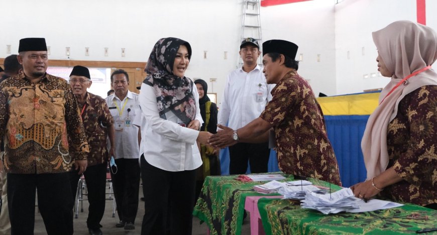 Pilkades Klaten Tahap Pertama Lancar, Bupati Meninjau Sejumlah TPS