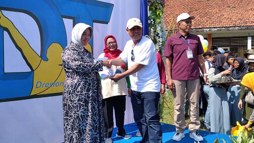 HUT SMAN 2 Purworejo Dimeriahkan Jalan Sehat dan Launching Ikatan Alumni Drestanta Tiyasa