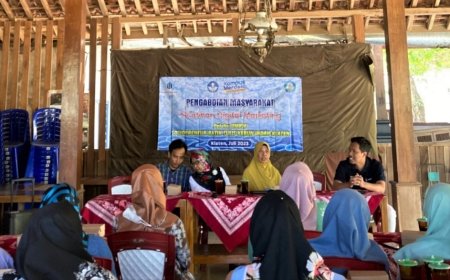 Perajin Batik Kebon Indah Klaten Berlatih Pemasaran Digital