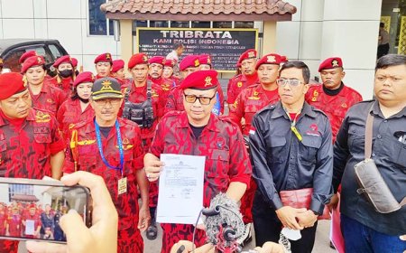 Satgas PDI Perjuangan Laporkan Rocky Gerung dan Refly Harun ke Polisi
