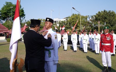 Wakil Bupati Klaten Mengukuhkan Paskibraka 2023