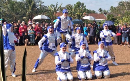 Lomba Poco-poco Antar RT di Purworejo Meriah, Peserta Tampil dengan Aneka Kreasi Kostum