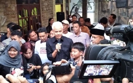 Ganjar Pranowo di Purworejo, Ora Ana Politik, Aku Rene Kondangan Sunatan