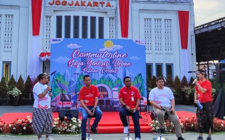 Roadshow, KAI Commuter Sosialisasi di Stasiun Tugu