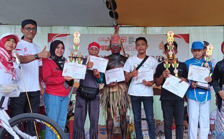 Ribuan Warga Tumpah Ruah, Karnaval Budaya HUT RI di Desa Penaruban Meriah