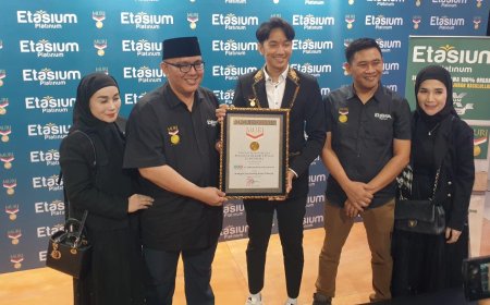 Pecahkan Rekor MURI, 15 Ribu Susu Kambing Etawa Dibagikan ke Ponpes Gus Miftah
