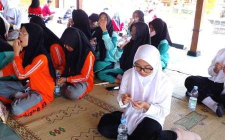 Minum Tablet Tambah Darah Bersama, Cegah Stunting Dimulai Sejak Gadis Remaja