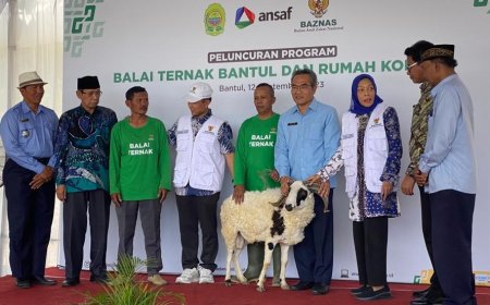 Warga Miskin Esktrem di Imogiri Bantul Peroleh Bantuan Ternak Kambing
