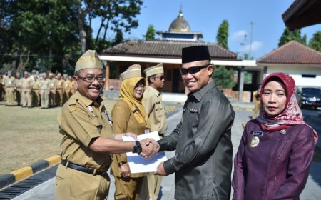 Naik Pangkat Harus Bayar Itu Kuno