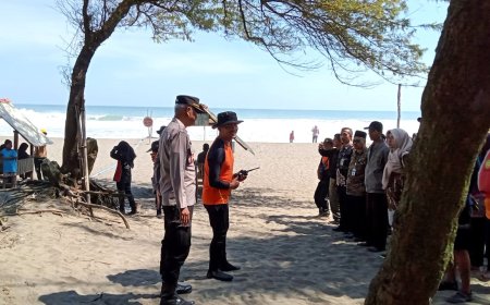 Seorang Nelayan Hilang Saat Menjaring Ikan di Pantai Silumut Kebumen