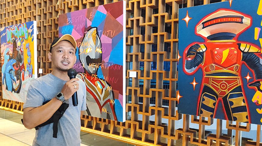 Pelukis Lukman Edi Pameran di Artotel, Karyanya Penuh Sindiran