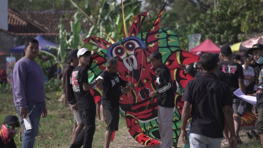 Ngaran Kite Festival 2023 Ajak Anak Muda Turun ke Sawah