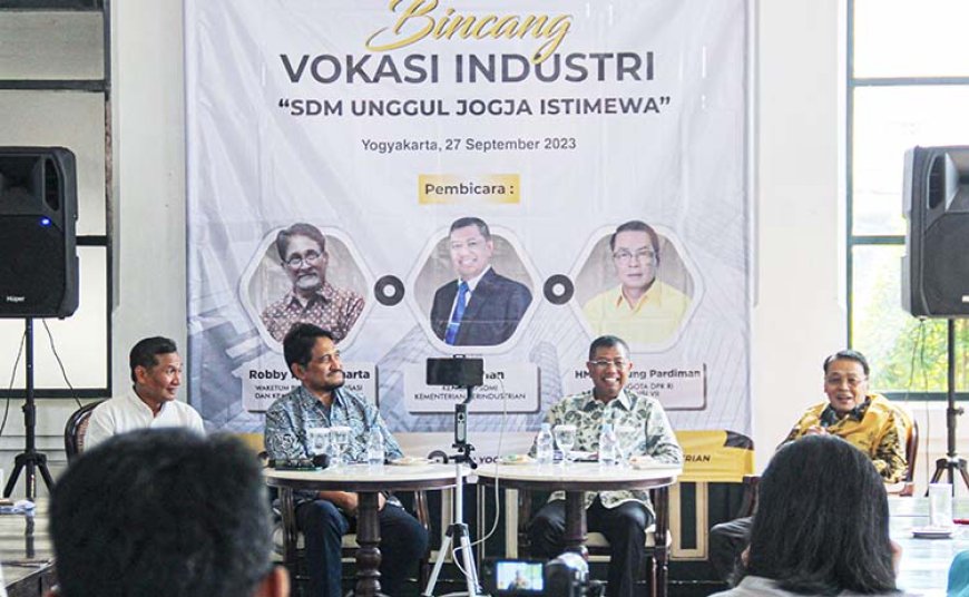 Angka Kemiskinan Tinggi, Gandung Soroti Konsep Industri Berbasis Desa