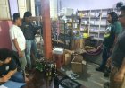 Petugas Satreskrim Polres Kebumen Geledah Dua Warung Temukan Miras 91 Botol